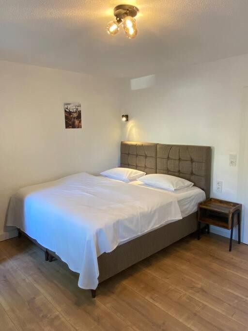 Nisay Home - 3 Room Apartment - A1 Ludwigsburg Zewnętrze zdjęcie